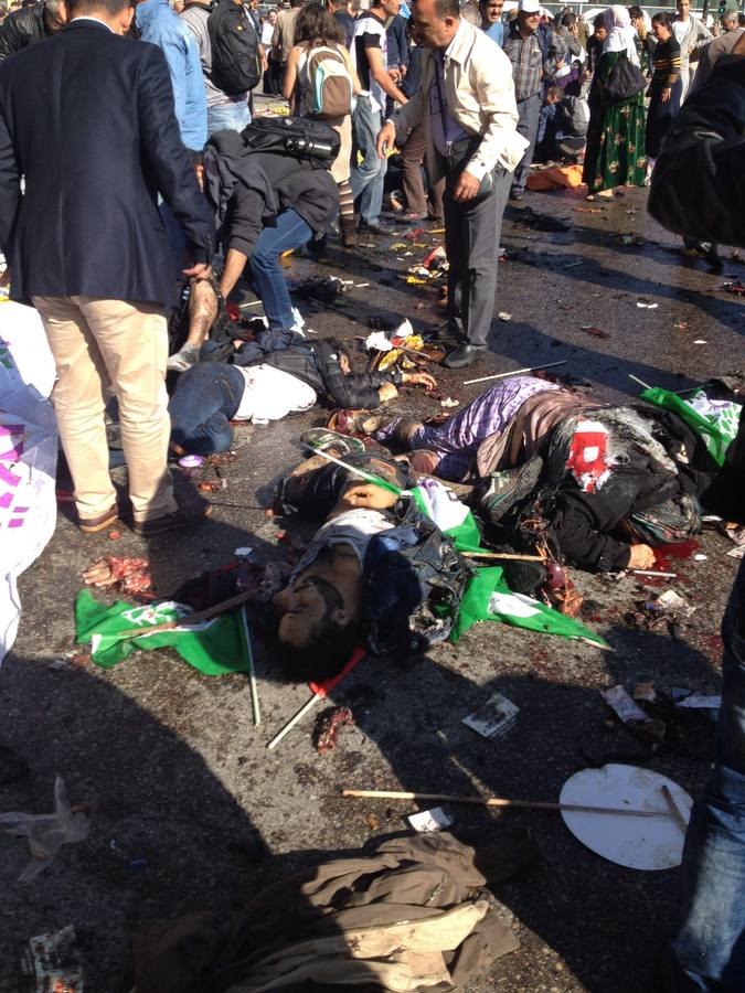 Doble explosión mortal en Ankara