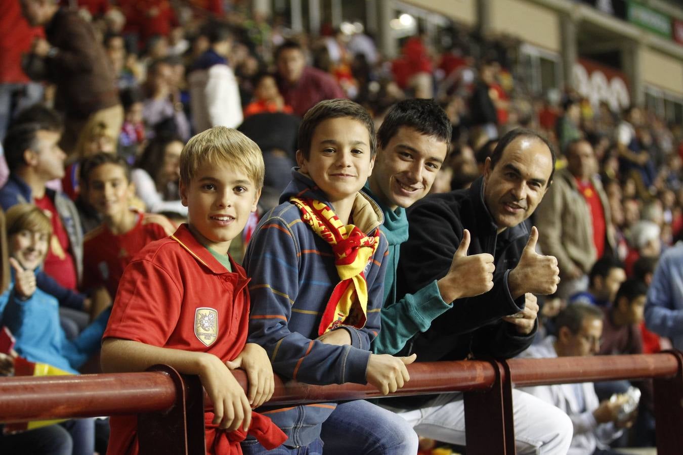 Fiesta en Las Gaunas con La Roja (II)