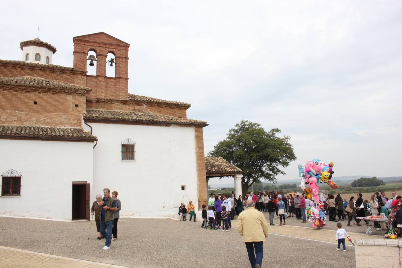 Romería a la ermita del Pilar en Alfaro