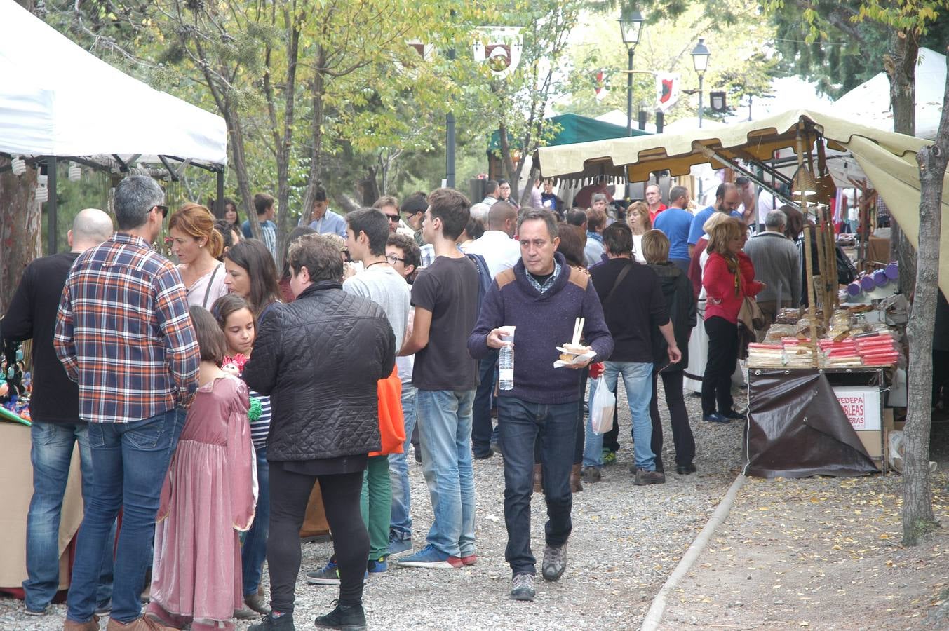 Cornago celebra el segundo día de la X edición de las Jornadas de Artesanía Medieval