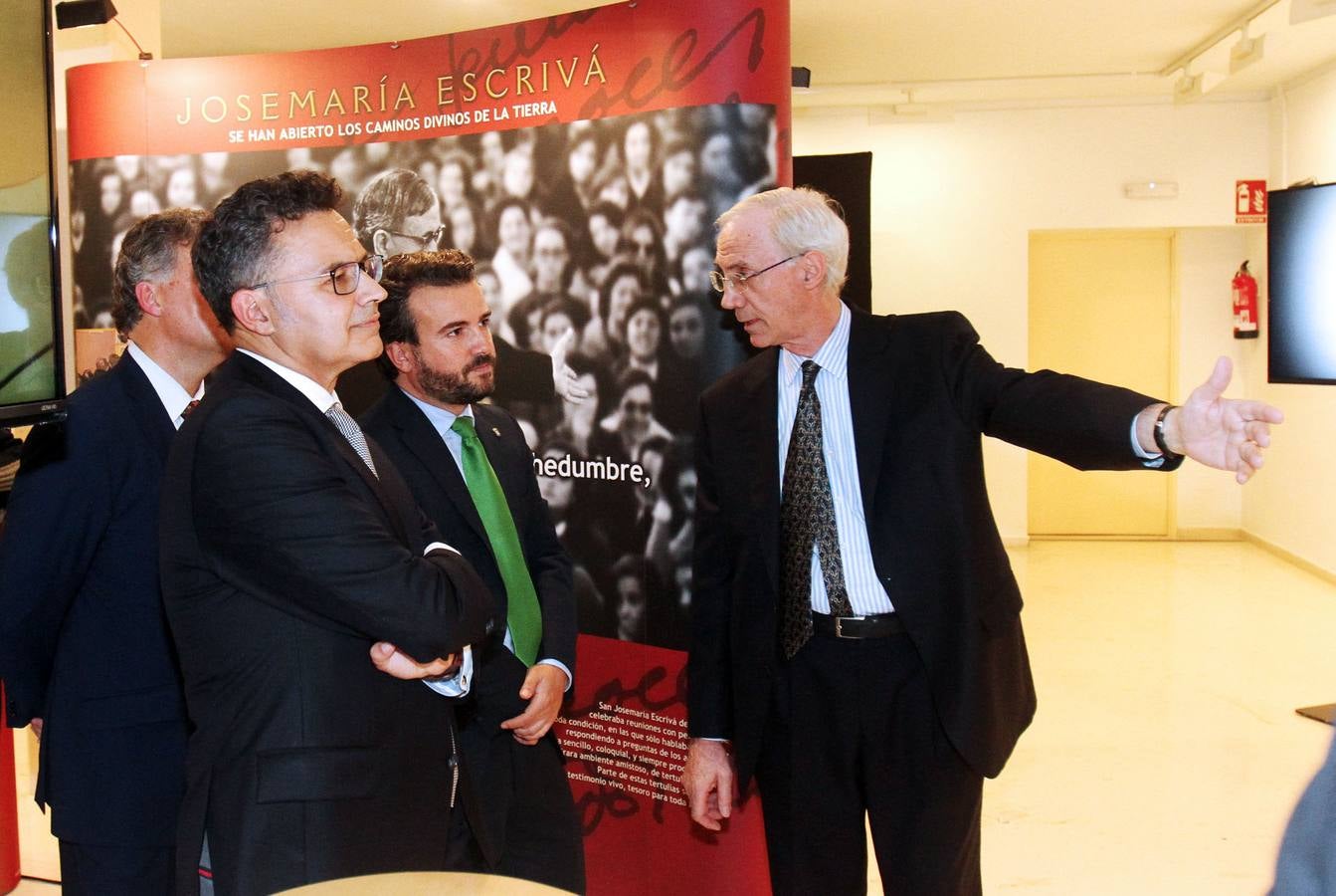 Inauguración en Logroño de la exposición sobre Escrivá de Balaguer, fundador del OPUS DEI