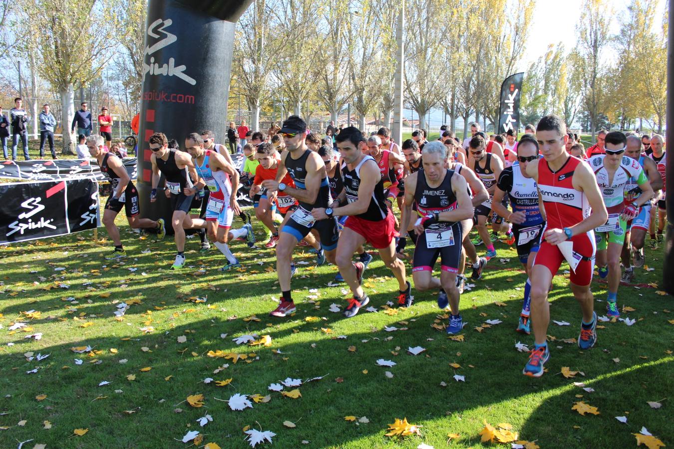 Alain Santamaría gana el X Duatlón Cros Valle del Oja