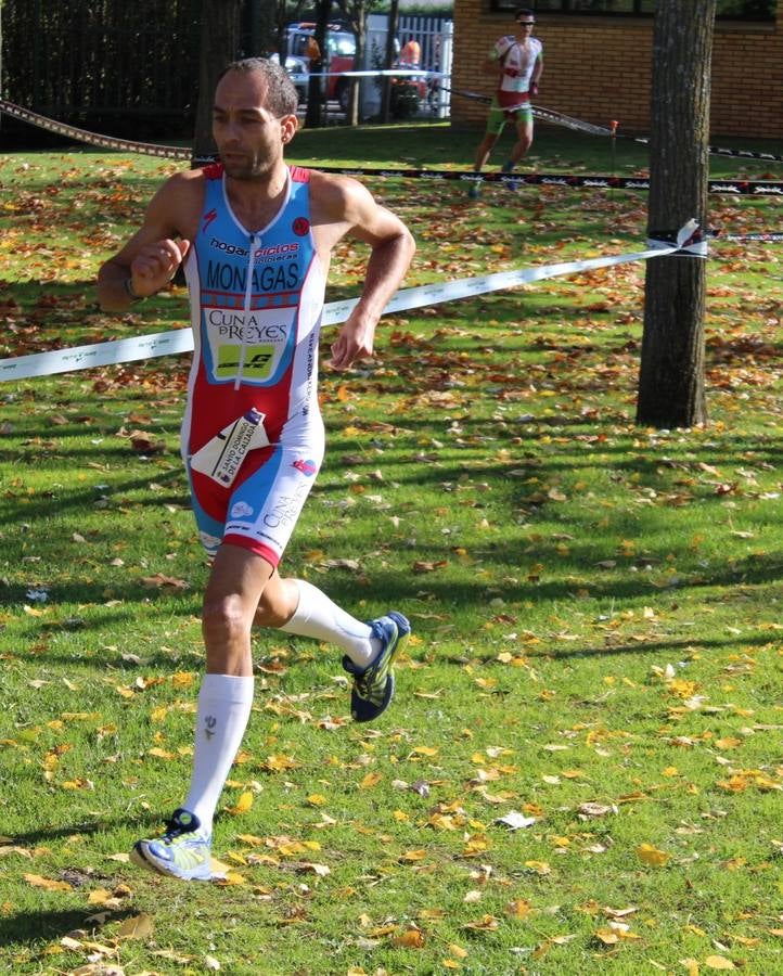 Alain Santamaría gana el X Duatlón Cros Valle del Oja