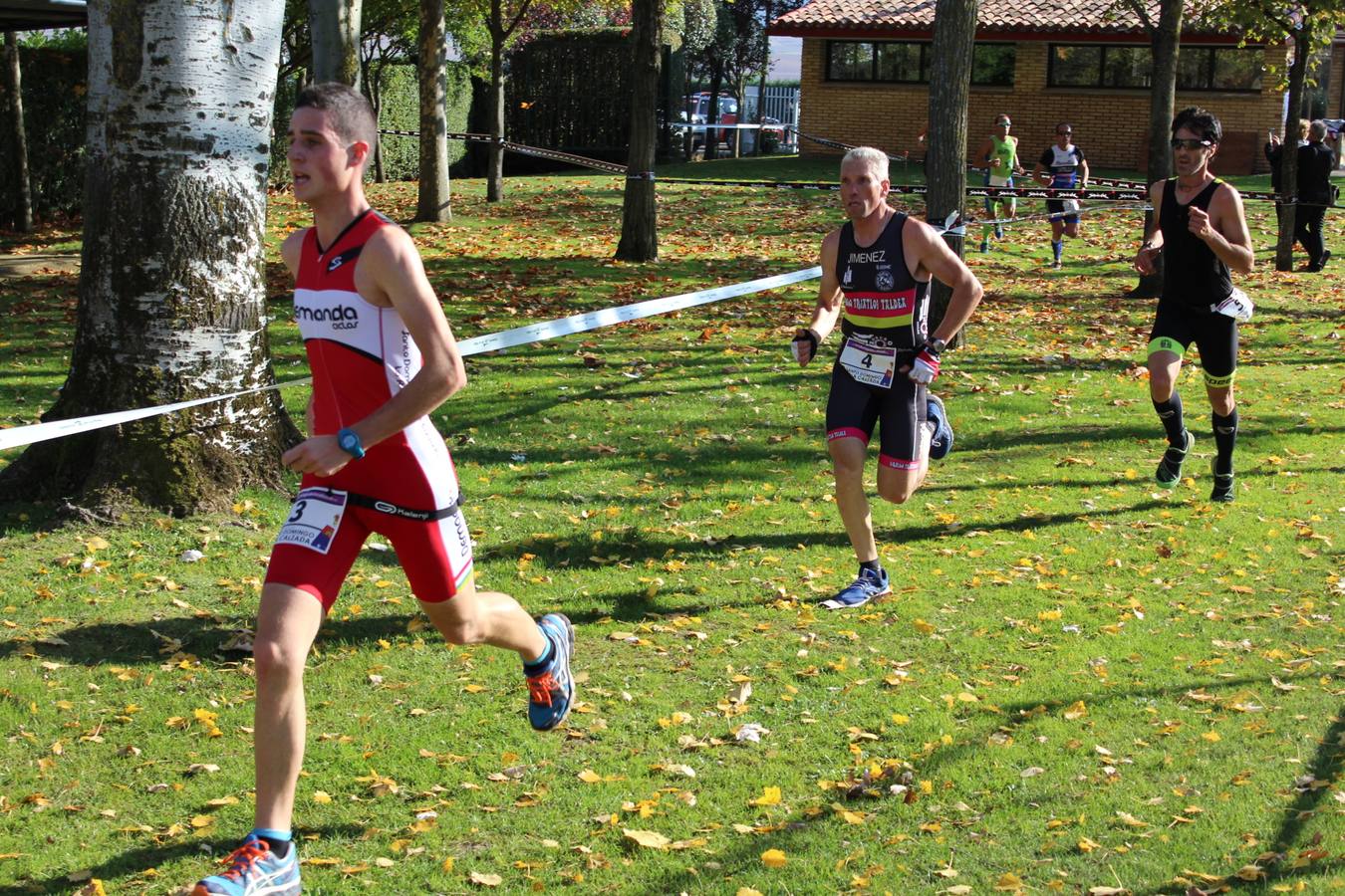 Alain Santamaría gana el X Duatlón Cros Valle del Oja