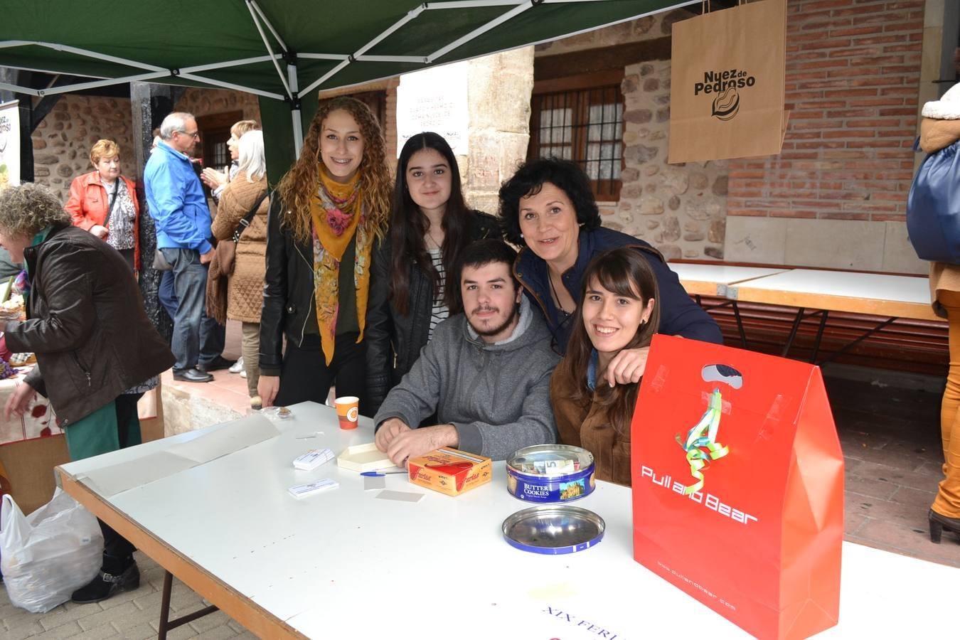 Nueces y Pedroso