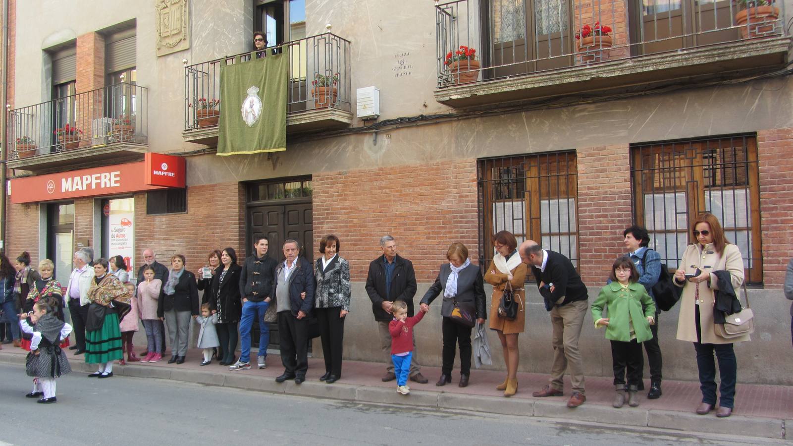 Alberite despide sus fiestas de San Martín con procesión y teatro infantil