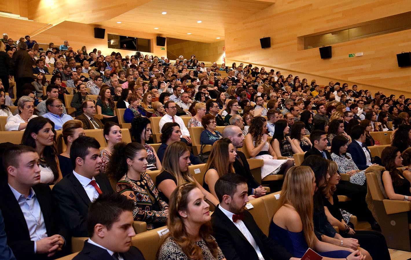 Graduación de la Facultad de Letras y de la Educación en la Universidad de La Rioja