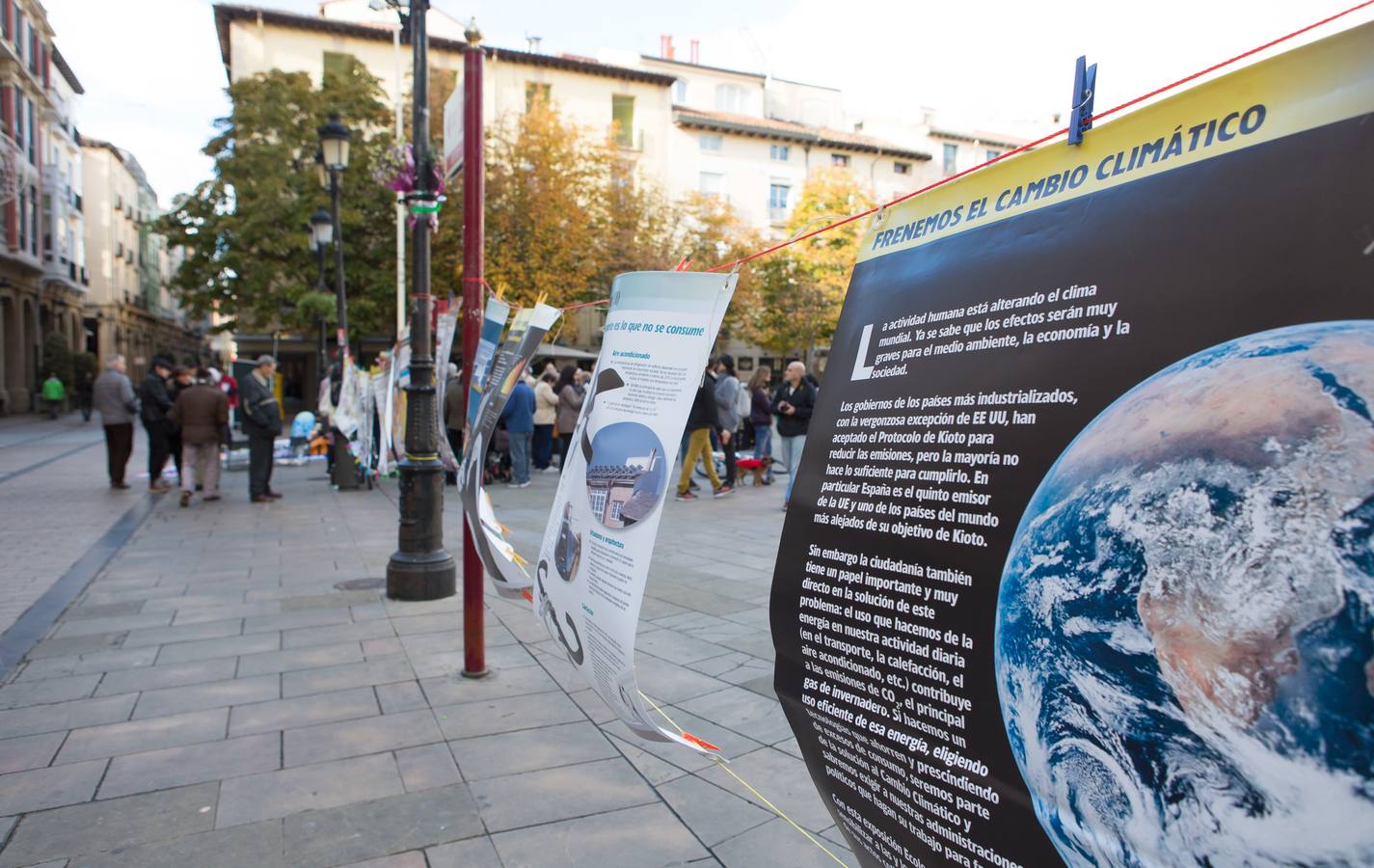 Encuentro en la Plaza del Mercado y marcha contra el Cambio Climático