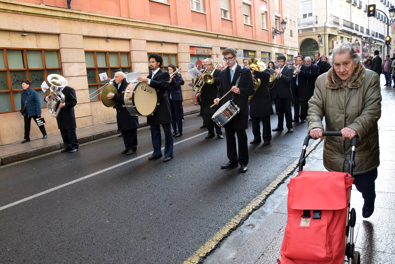 Procesión y misa en Logroño para celebrar el día de la Virgen de la Esperanza