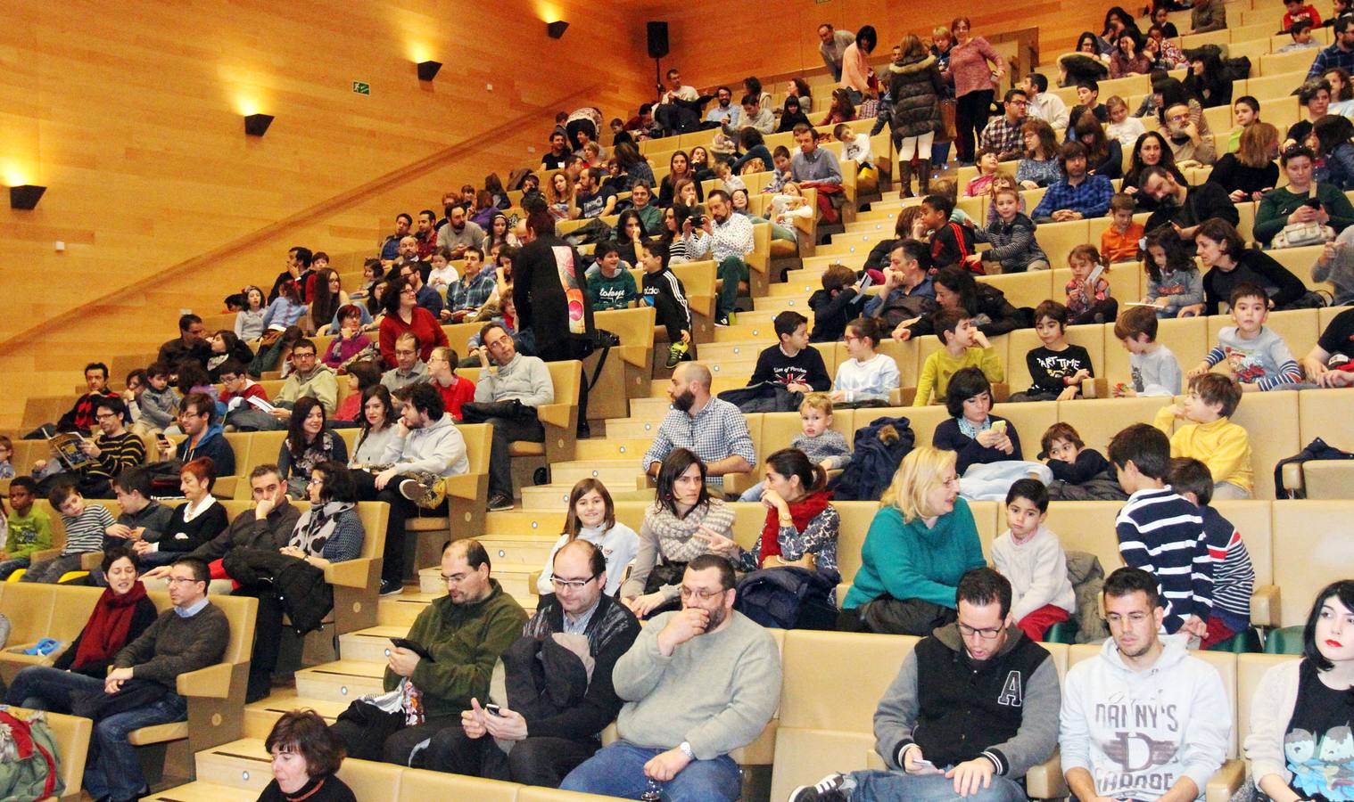 Riojaforum acoge la sesión de cine familiar de Actual&#039;16 con la proyección de &#039;El niño y la bestia&#039;