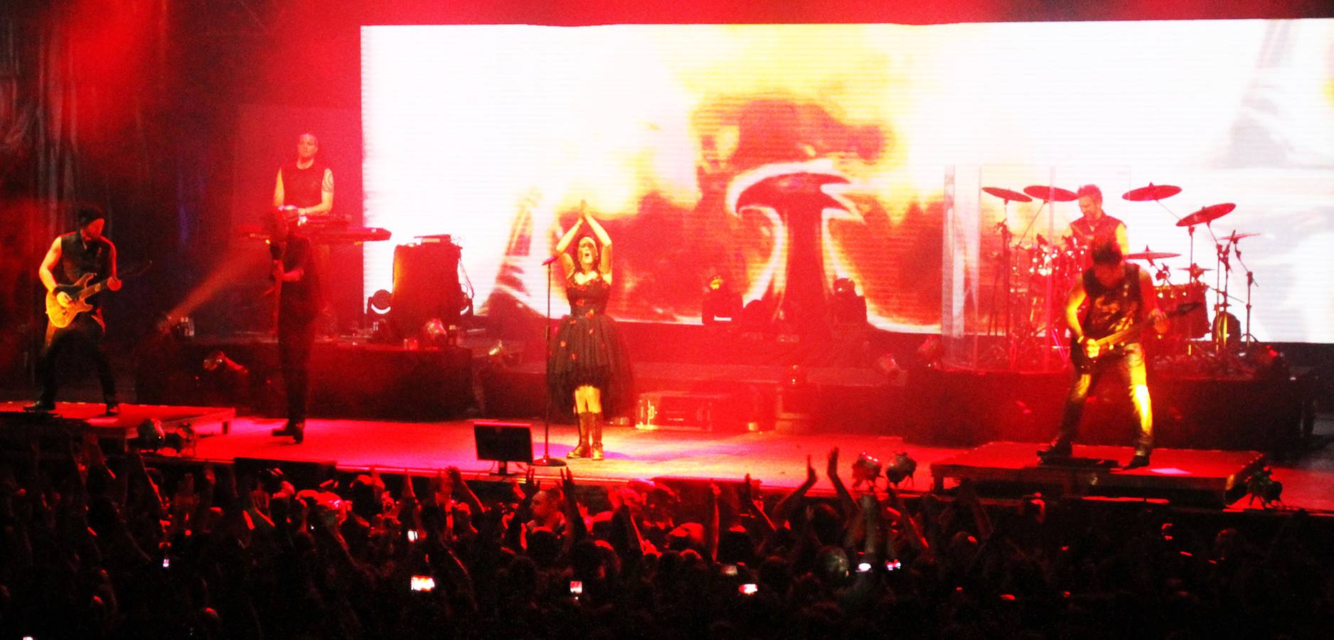 &#039;Repion&#039;, &#039;Green Valley&#039; y &#039;Within Temptation&#039; en el primer concierto en el Palacio en Actual&#039; 16