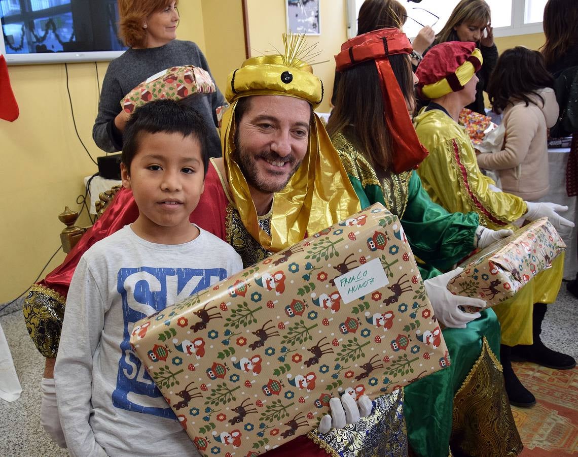 Melchor, Gaspar y Baltasar acuden a la Cocina Económica