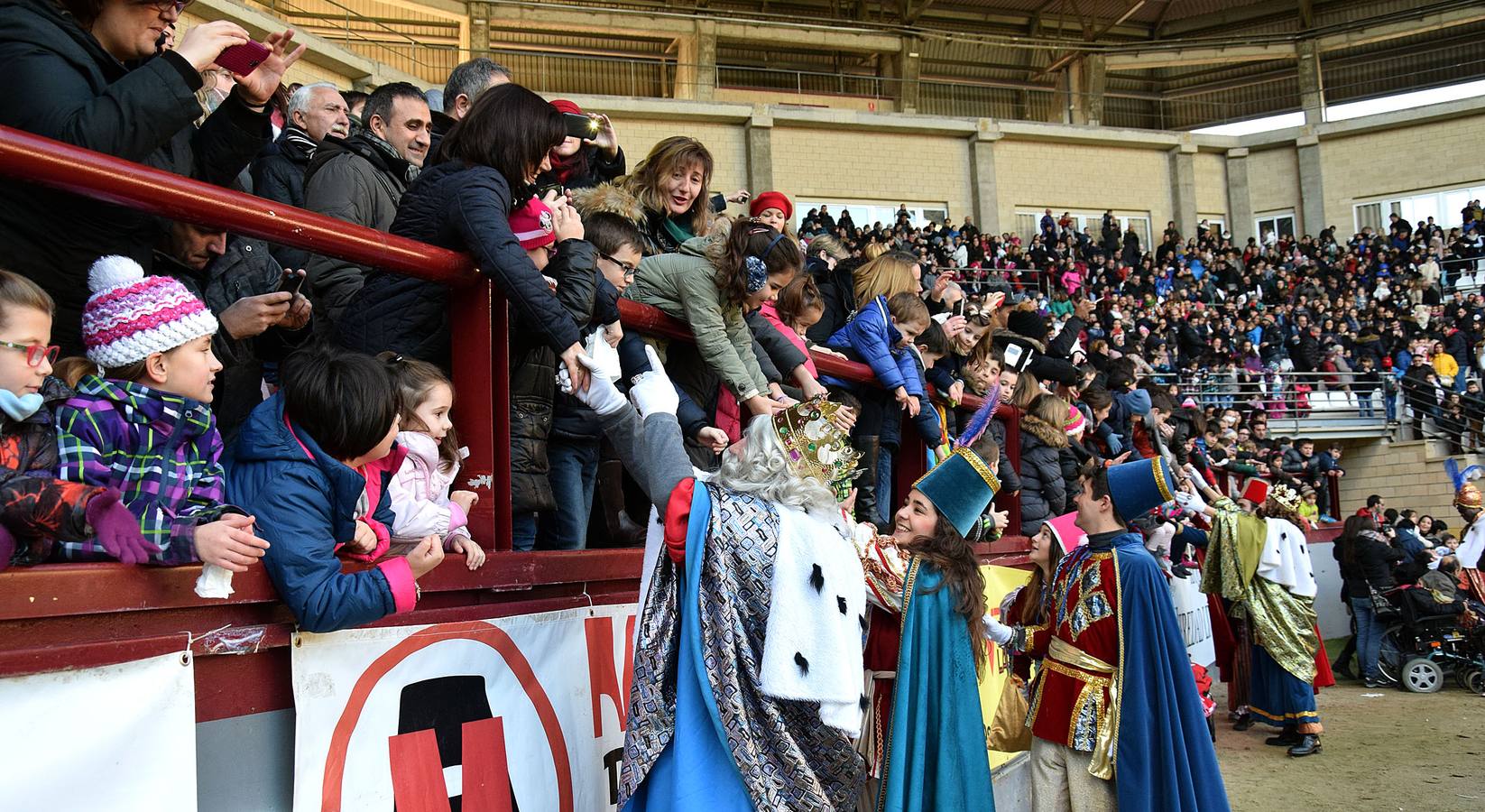 Los Reyes Magos llegan a Las Gaunas