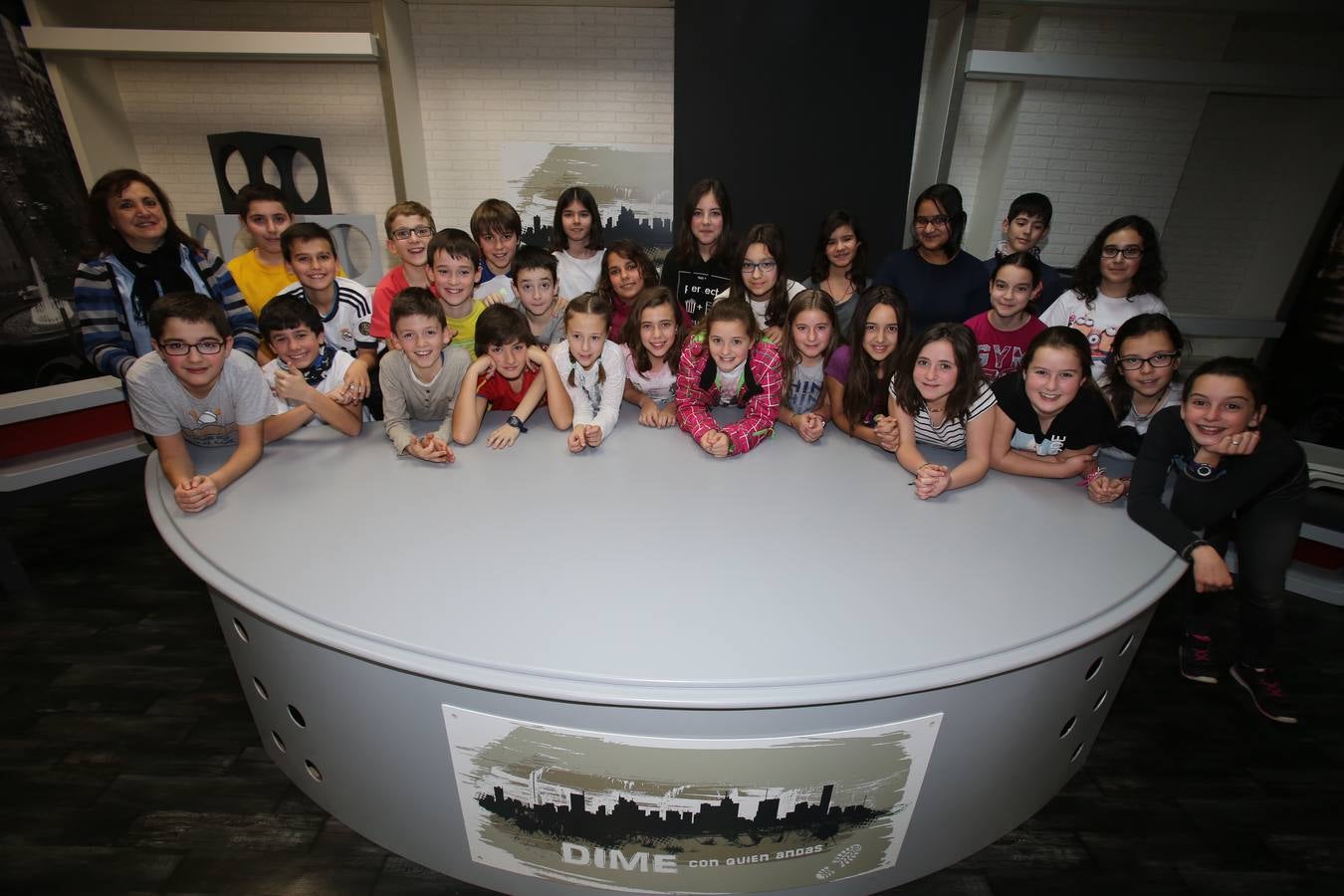 Los alumnos de 6ºB del CEIP Las Gaunas visitan la multimedia de Diario LA RIOJA