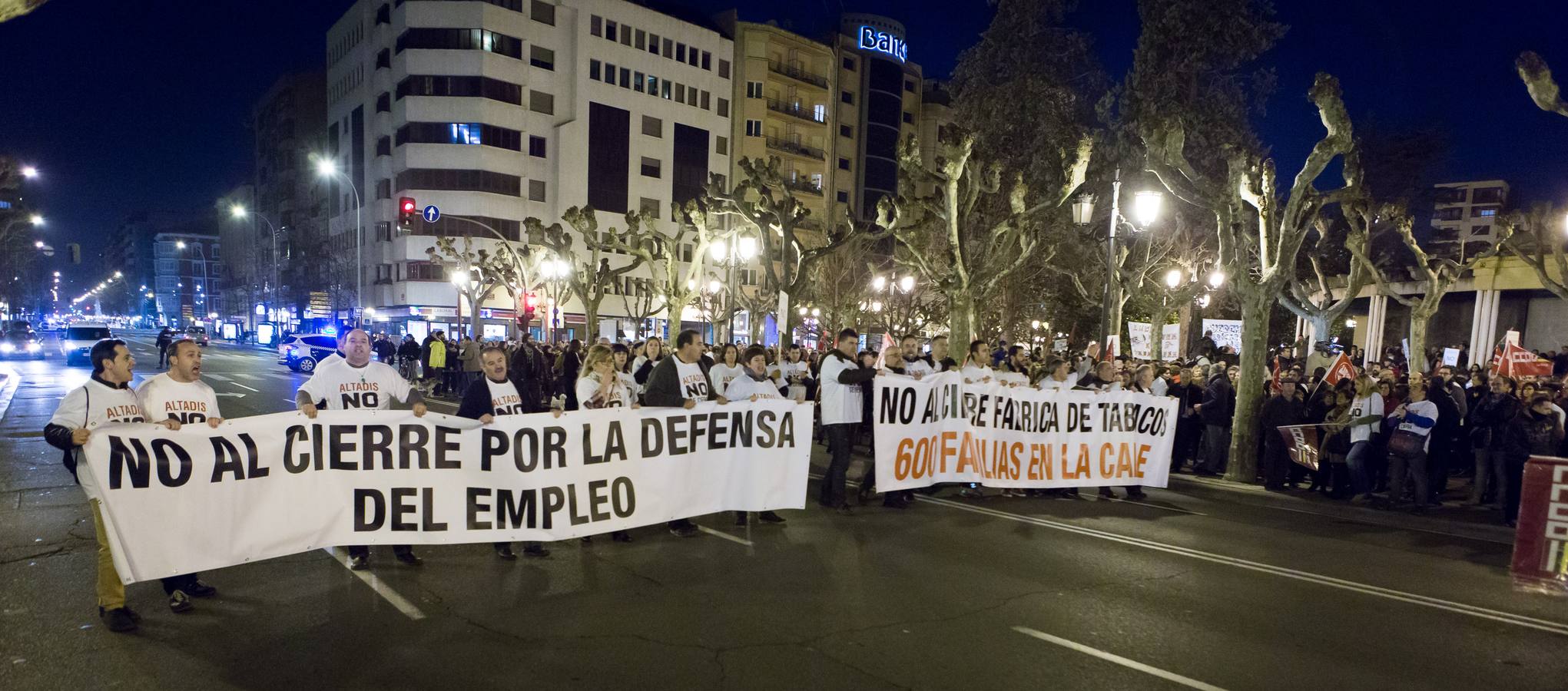 Los trabajadores de Altadis reciben el apoyo de 4.000 personas en su manifestación en Logroño