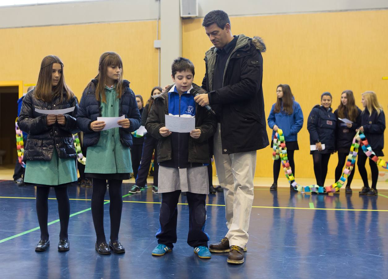 Celebración del Día de la Paz en el colegio Escolapias