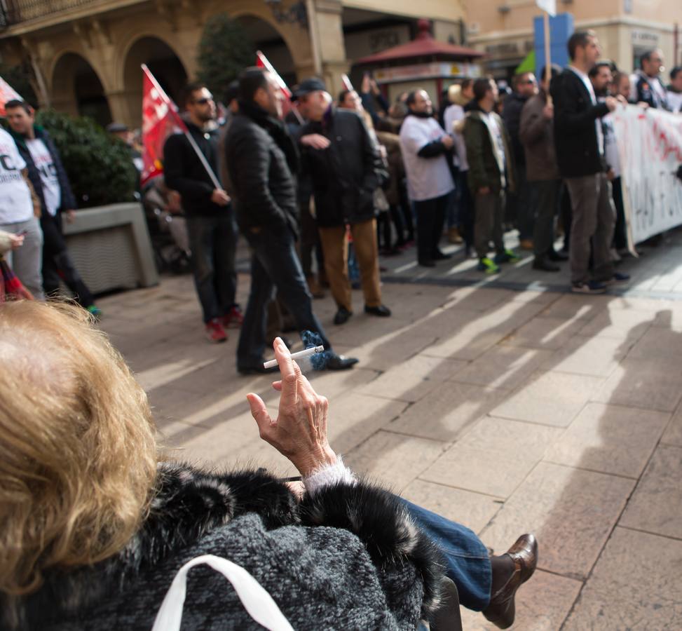 Los trabajadores de Altadis vuelven a la calle