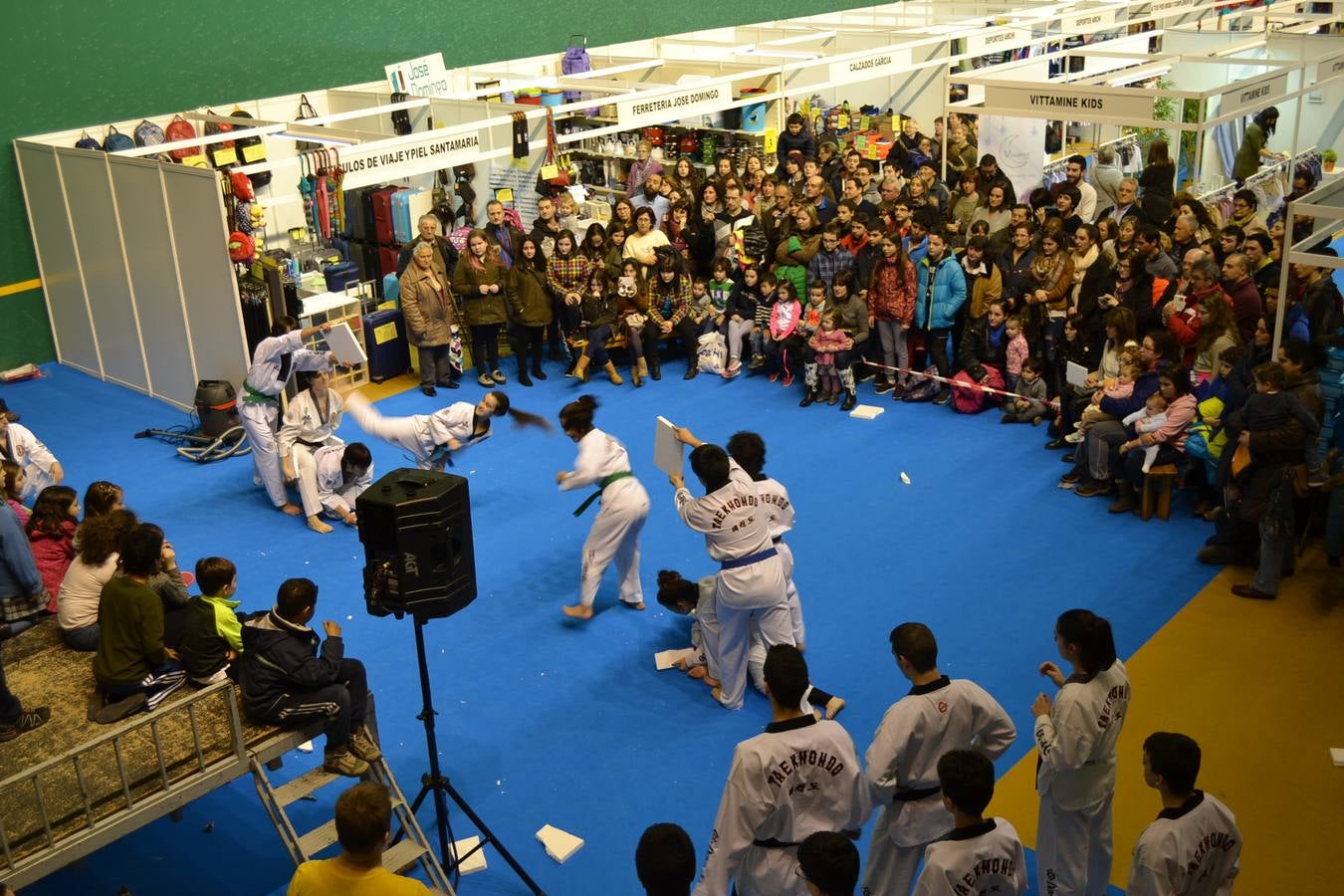 Tarde de espectáculos y actividades en Najerastock