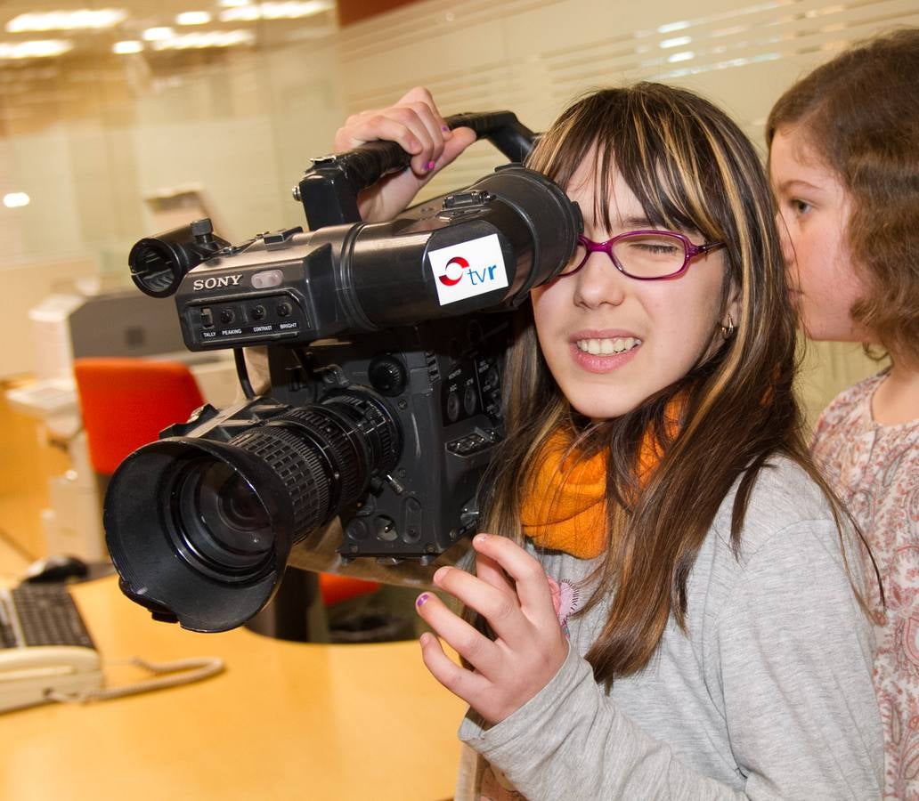 Visita a Diario LA RIOJA y TVR del CEIP General Espartero