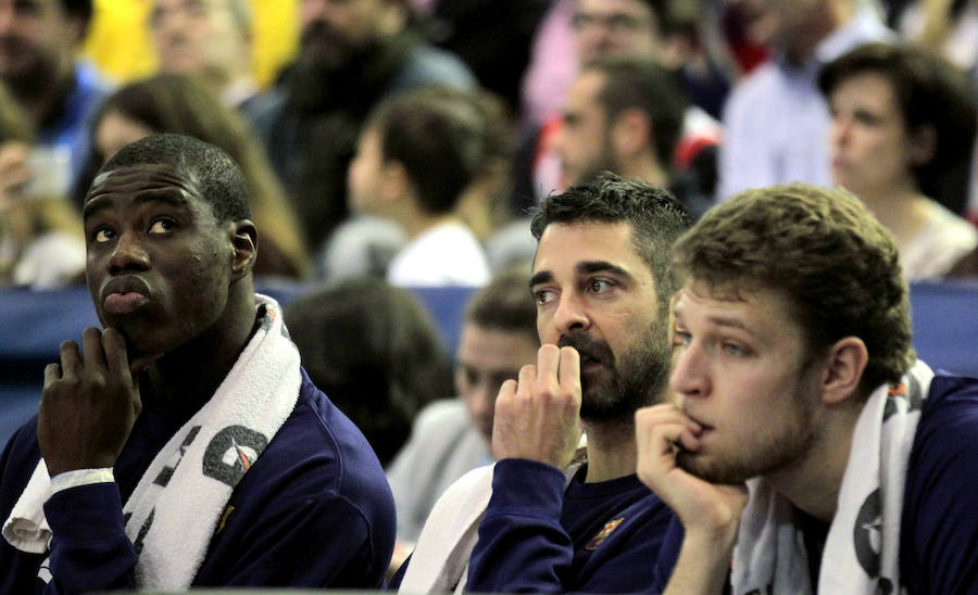 Las mejores imágenes del FC Barcelona - Bilbao Basket