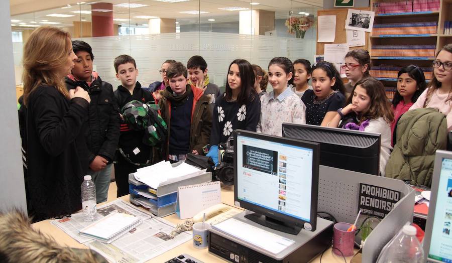 Los alumnos de 5º de Primaria del Colegio Milenario de la Lengua visitan la multimedia de Diario LA RIOJA