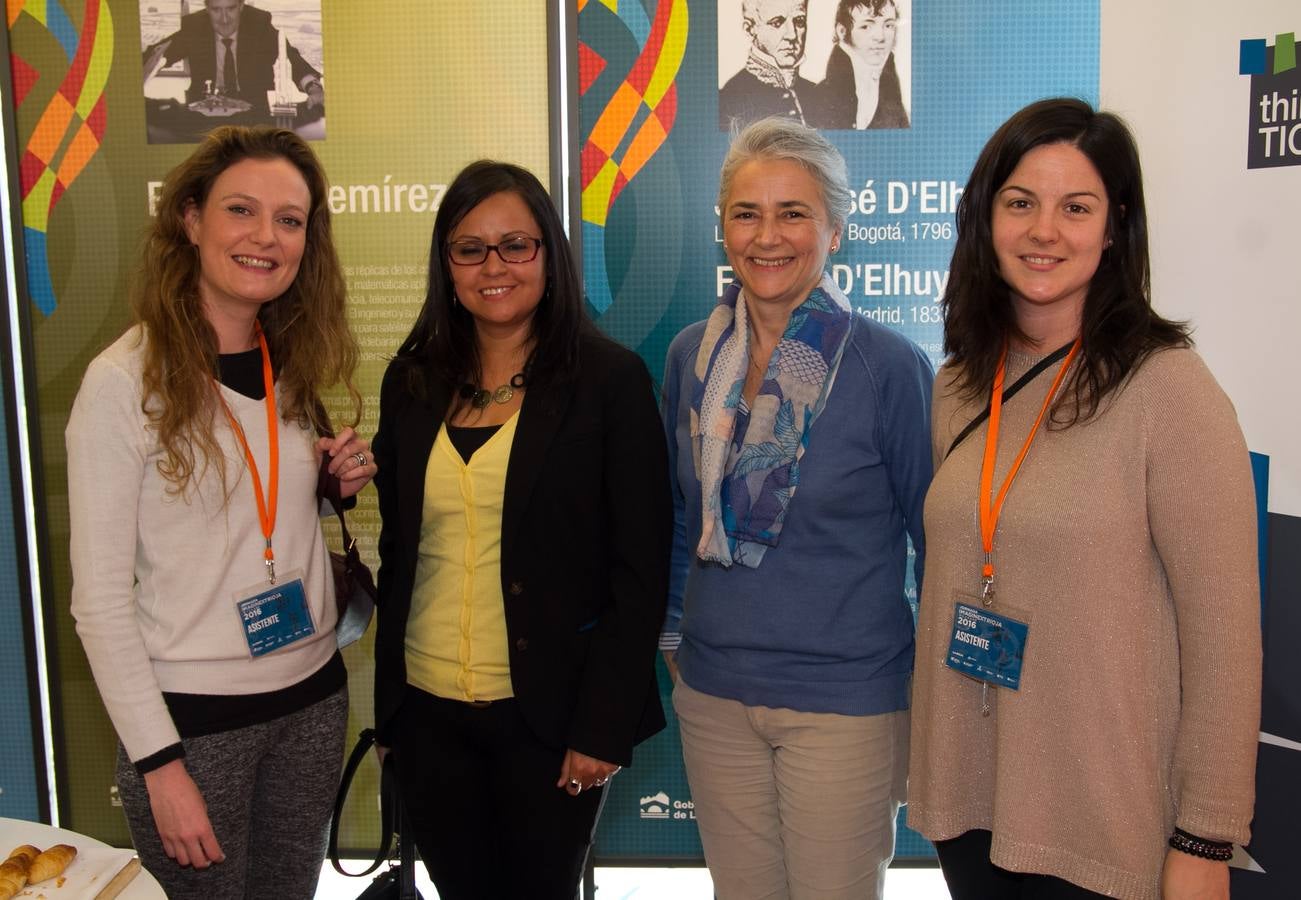 Una pausa para tomar un vino en la Imaginext Rioja