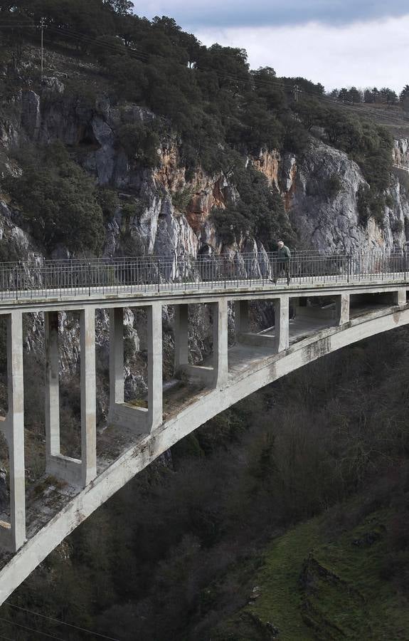 Ortigosa pide ayuda para sus puentes