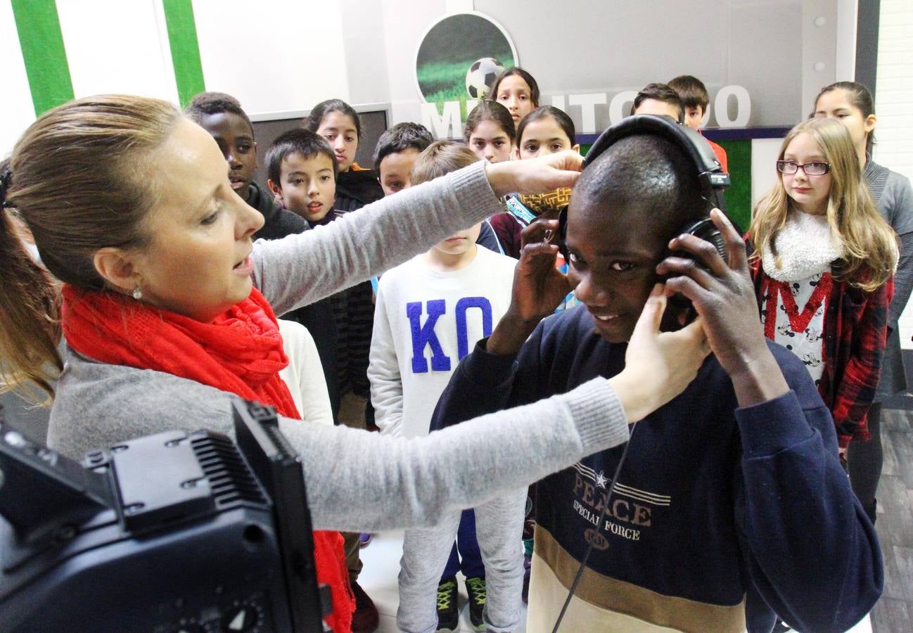 Navarrete el Mudo visita la multimedia de Nueva Rioja