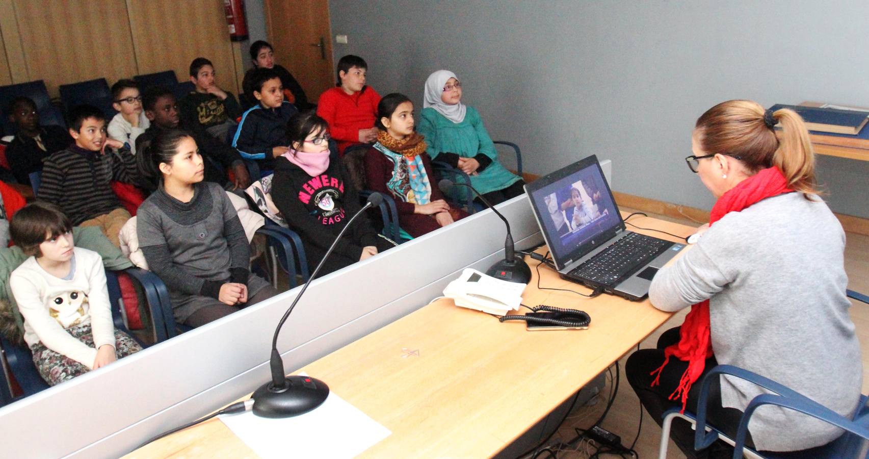 Navarrete el Mudo visita la multimedia de Nueva Rioja