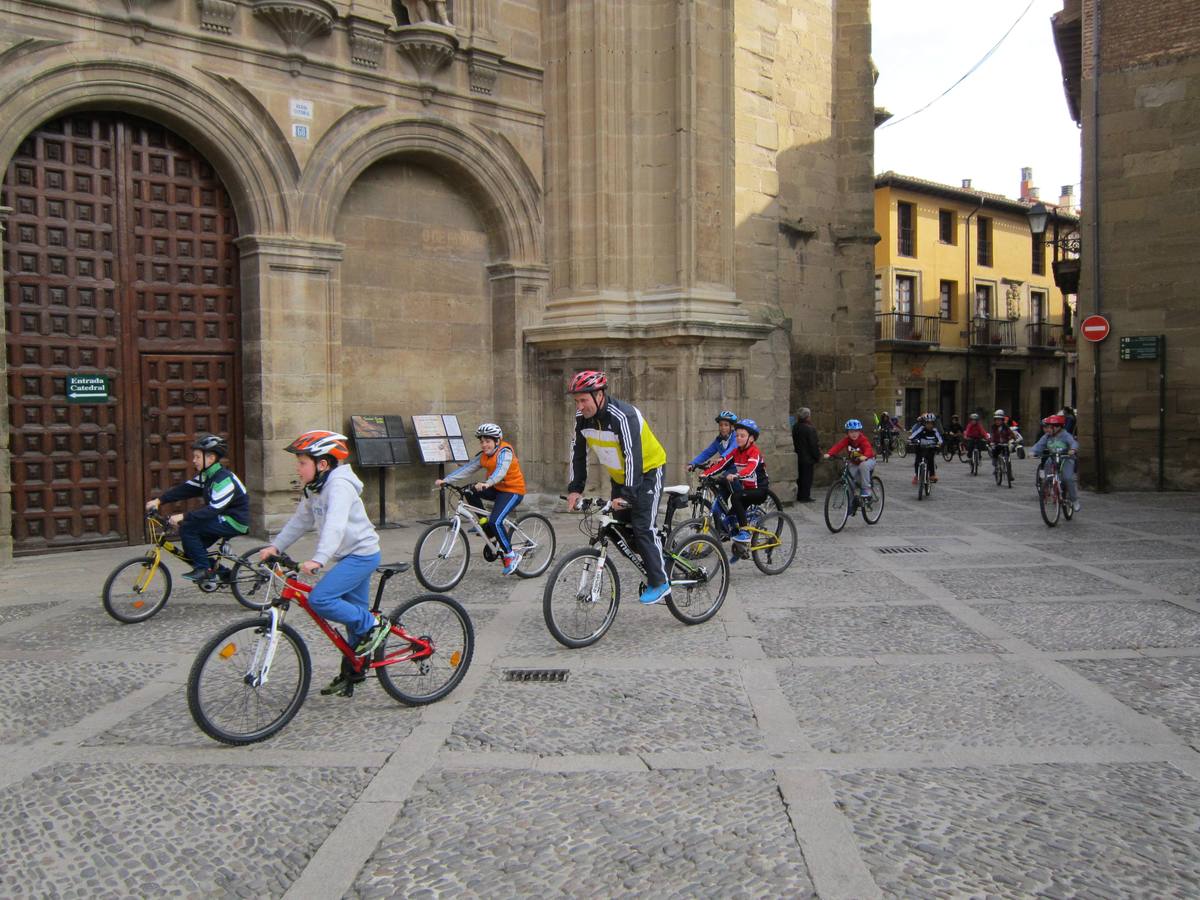 III Marcha en bicicleta en Santo Domingo de la Calzada a beneficio de la AECC