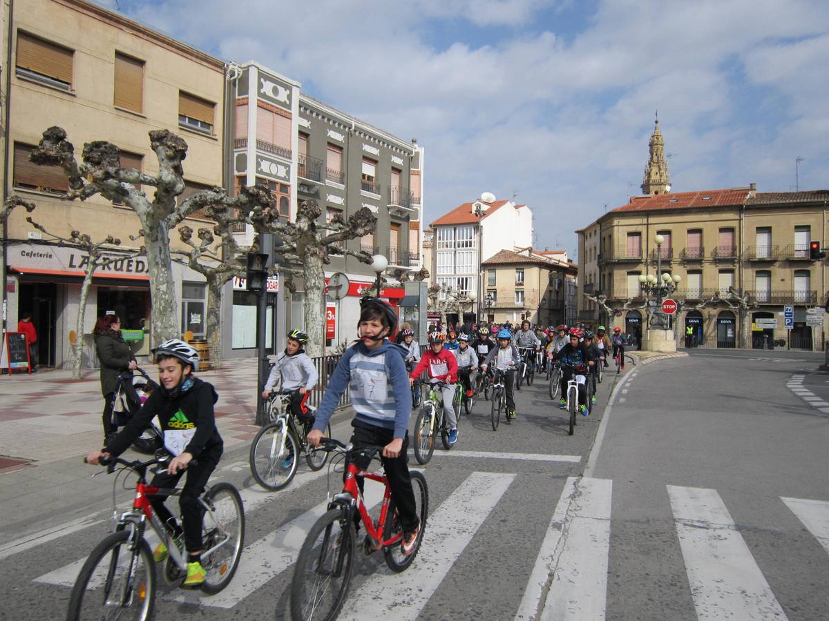 III Marcha en bicicleta en Santo Domingo de la Calzada a beneficio de la AECC