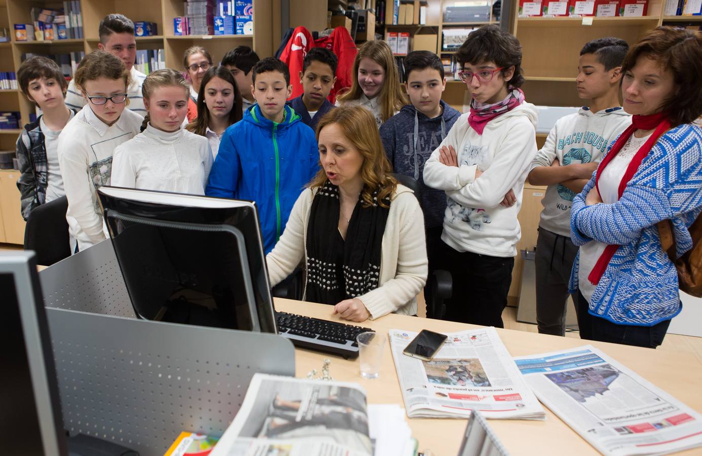 Los alumnos de 2º de la ESO del IES Celso Díaz, de Arnedo, visitan la multimedia de Diario LA RIOJA