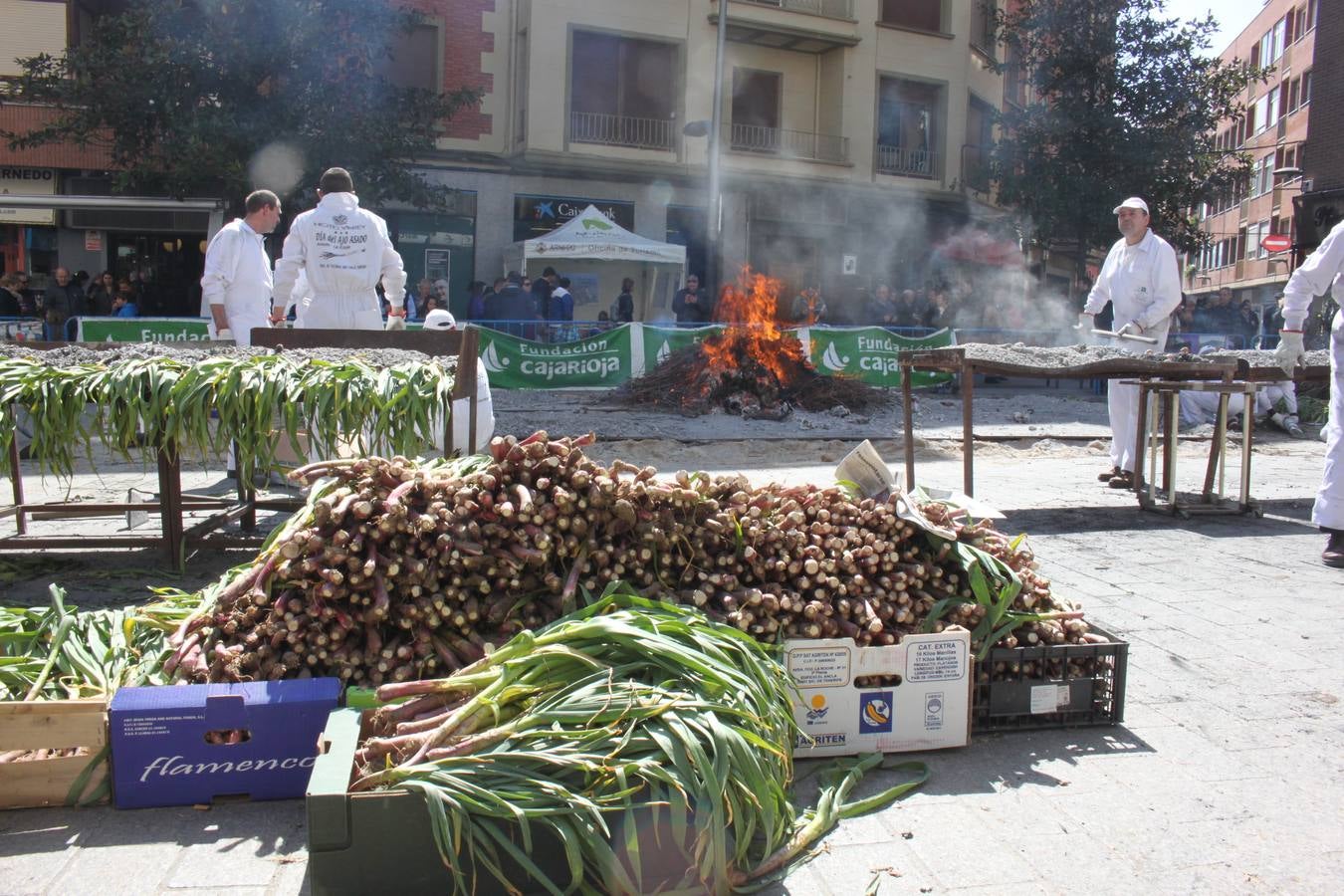 Arnedo celebra el XIII Dia del Ajo Asado