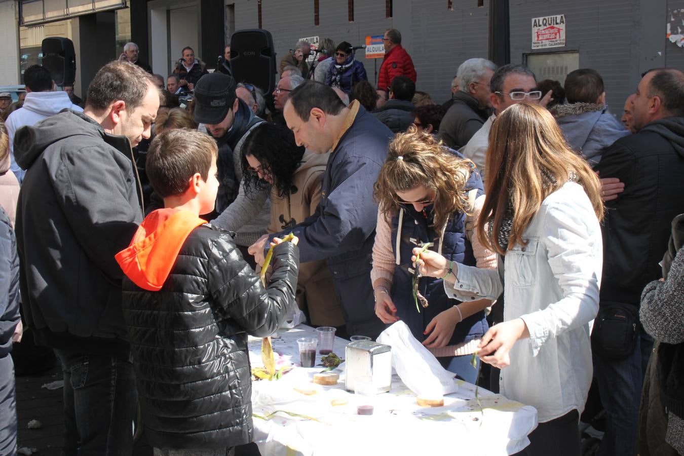 Arnedo celebra el XIII Dia del Ajo Asado