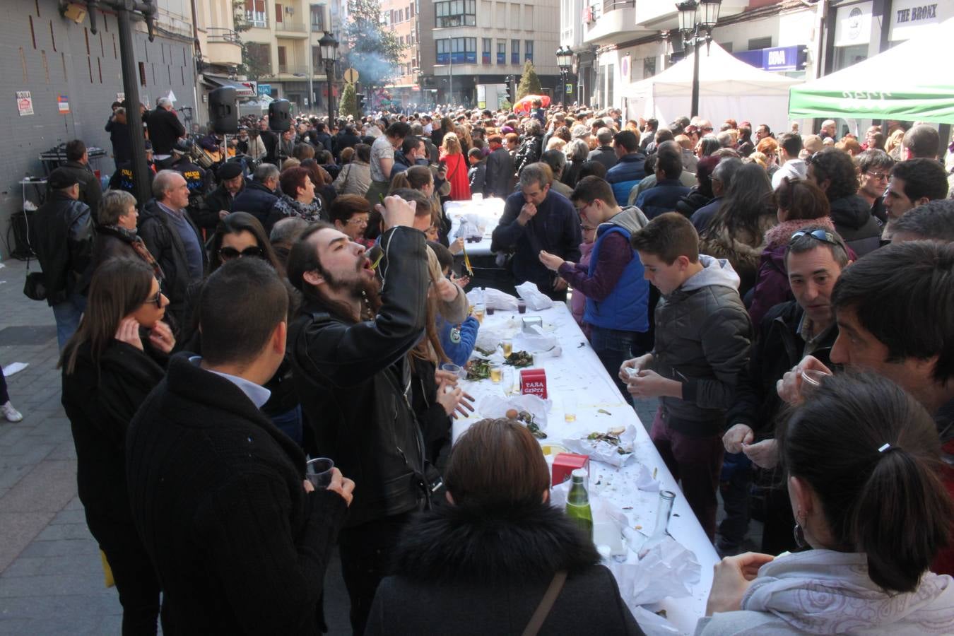 Arnedo celebra el XIII Dia del Ajo Asado