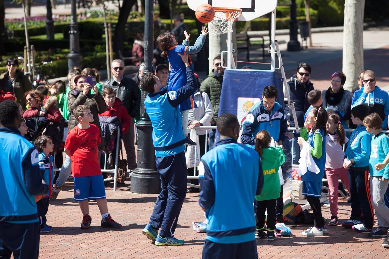 La Fundación se presenta en El Espolón