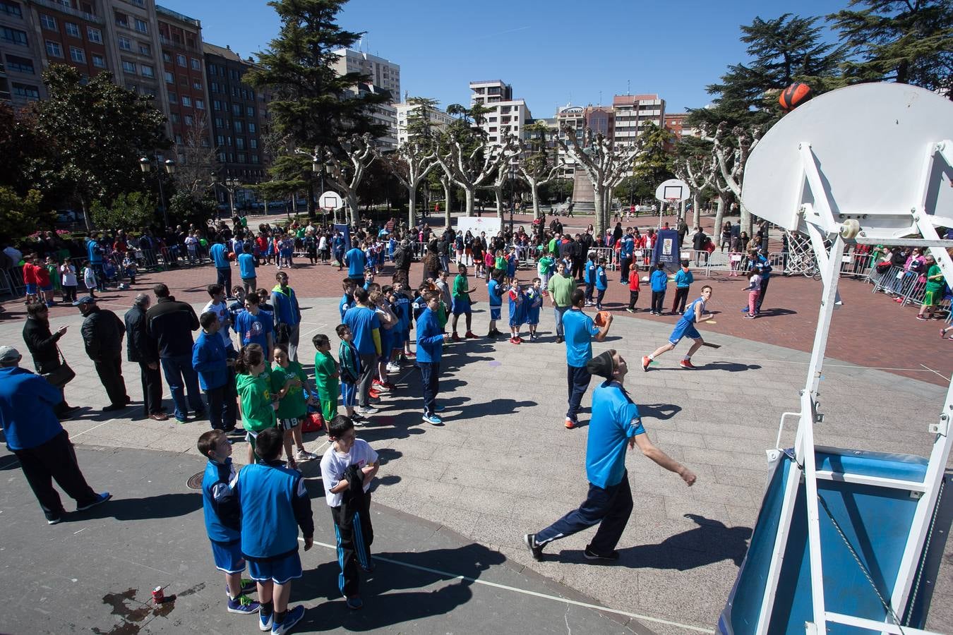 La Fundación se presenta en El Espolón