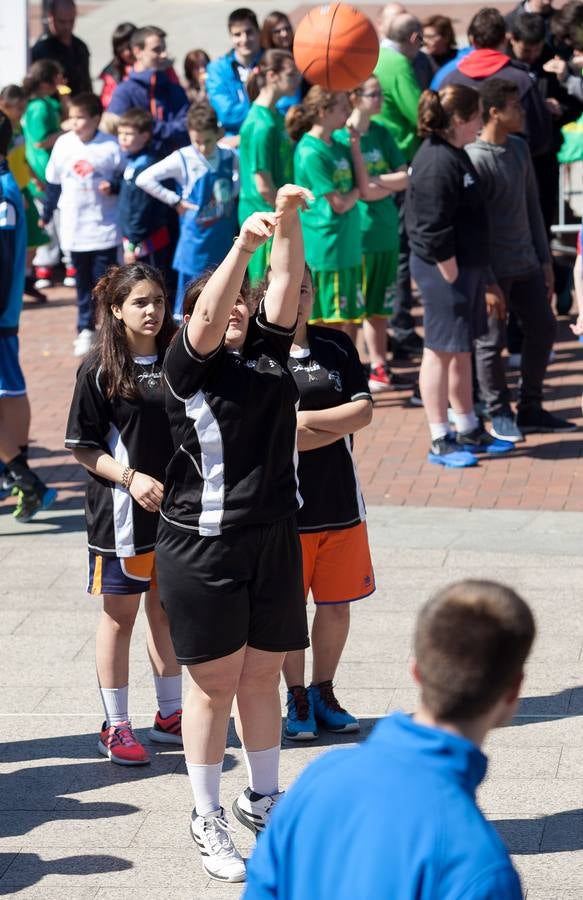 La Fundación se presenta en El Espolón