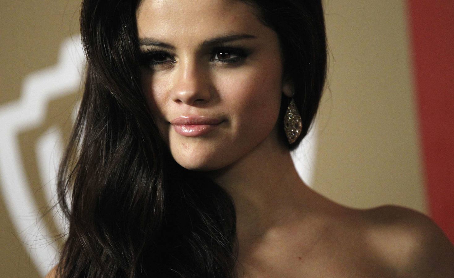 Selena Gomez la joven y sexy actriz
