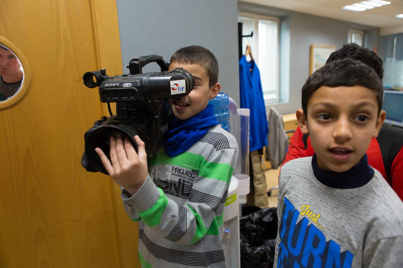 Los alumnos de 5º B de Primaria del Colegio Navarrete El Mudo visitan la multimedia de Diario LA RIOJA