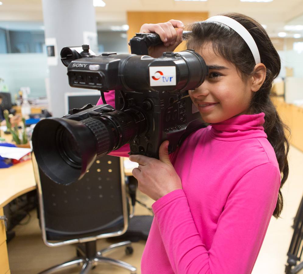 Los alumnos de 5º B de Primaria del Colegio Navarrete El Mudo visitan la multimedia de Diario LA RIOJA