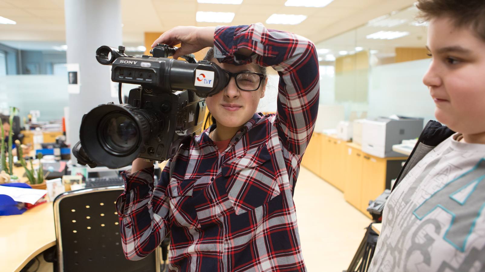 Los alumnos de 5º B de Primaria del Colegio Navarrete El Mudo visitan la multimedia de Diario LA RIOJA