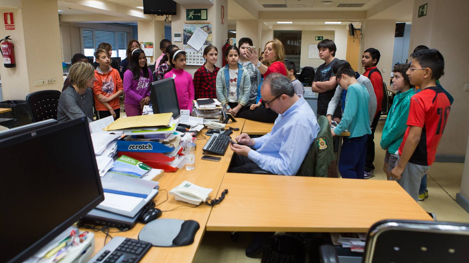 Los alumnos de 5º B de Primaria del Colegio Navarrete El Mudo visitan la multimedia de Diario LA RIOJA