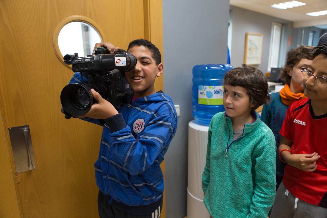 Los alumnos de 5º B de Primaria del Colegio Navarrete El Mudo visitan la multimedia de Diario LA RIOJA