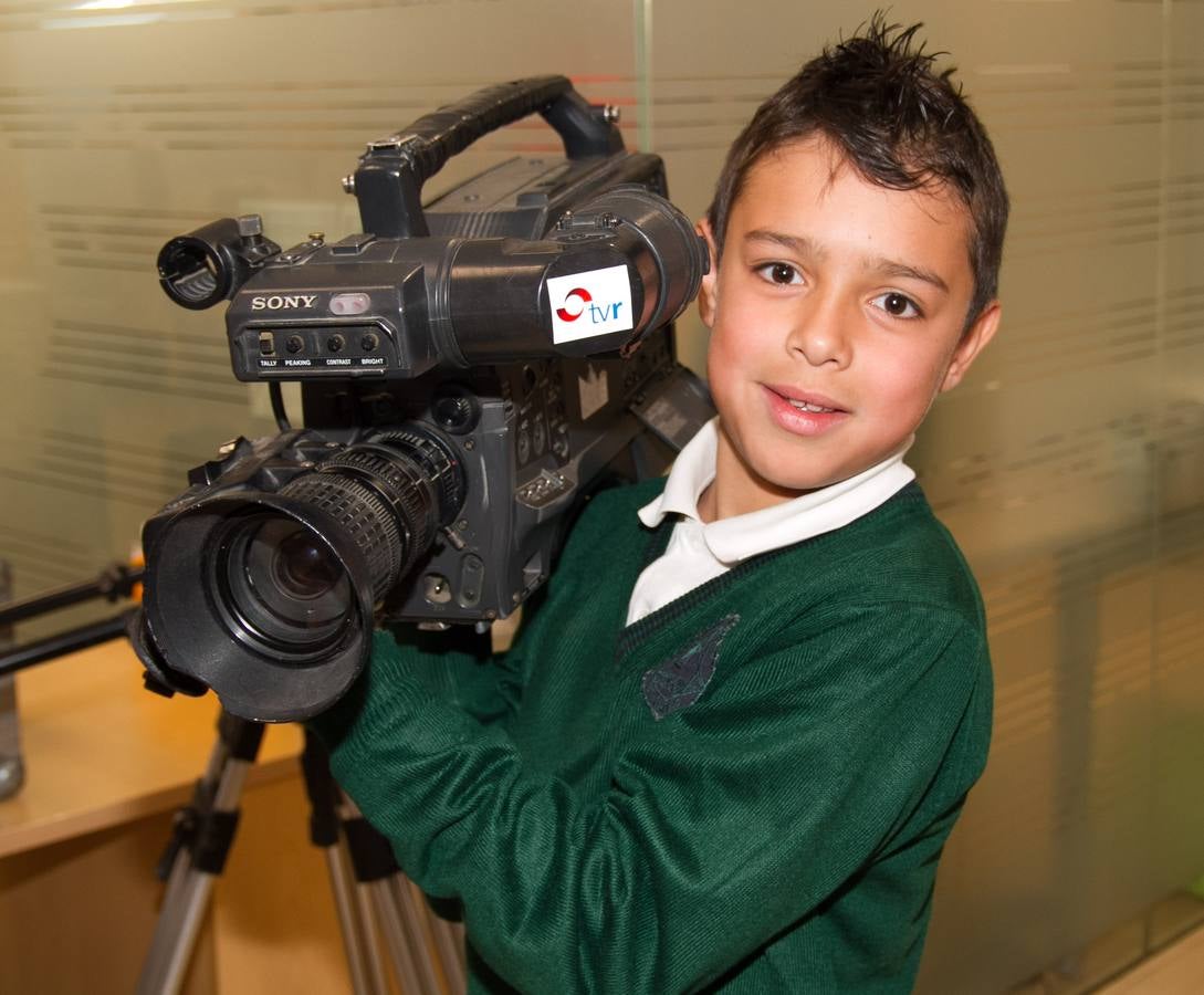 Los alumnos de 4º de Primaria del Colegio Divino Maestro visitan la multimedia de Diario LA RIOJA