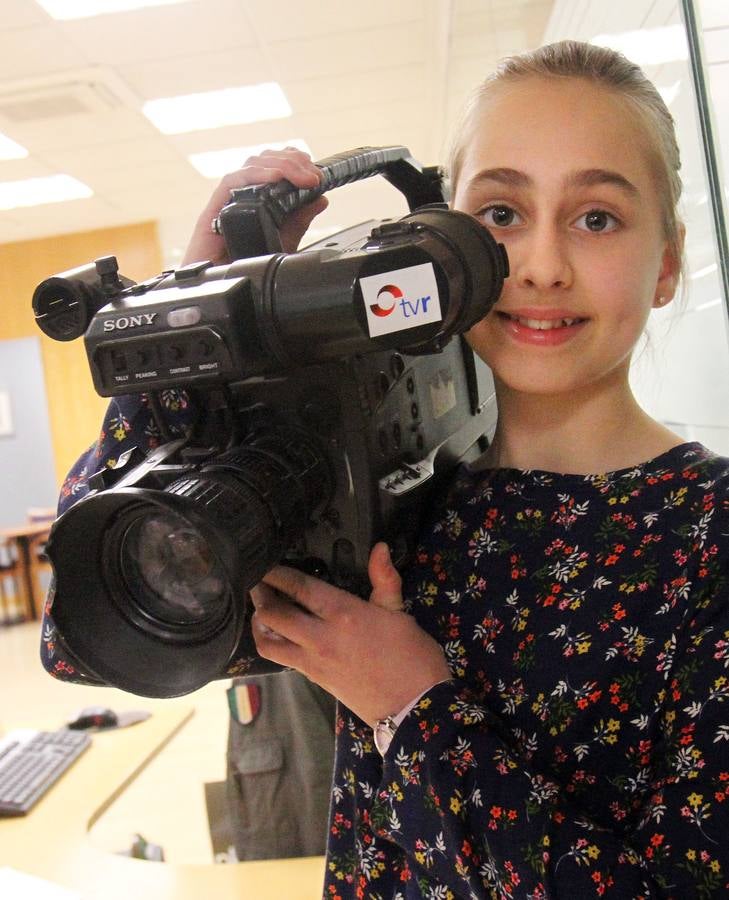 Los alumnos 5º A del Colegio Escolapios han visitado la multimedia de Diario LA RIOJA
