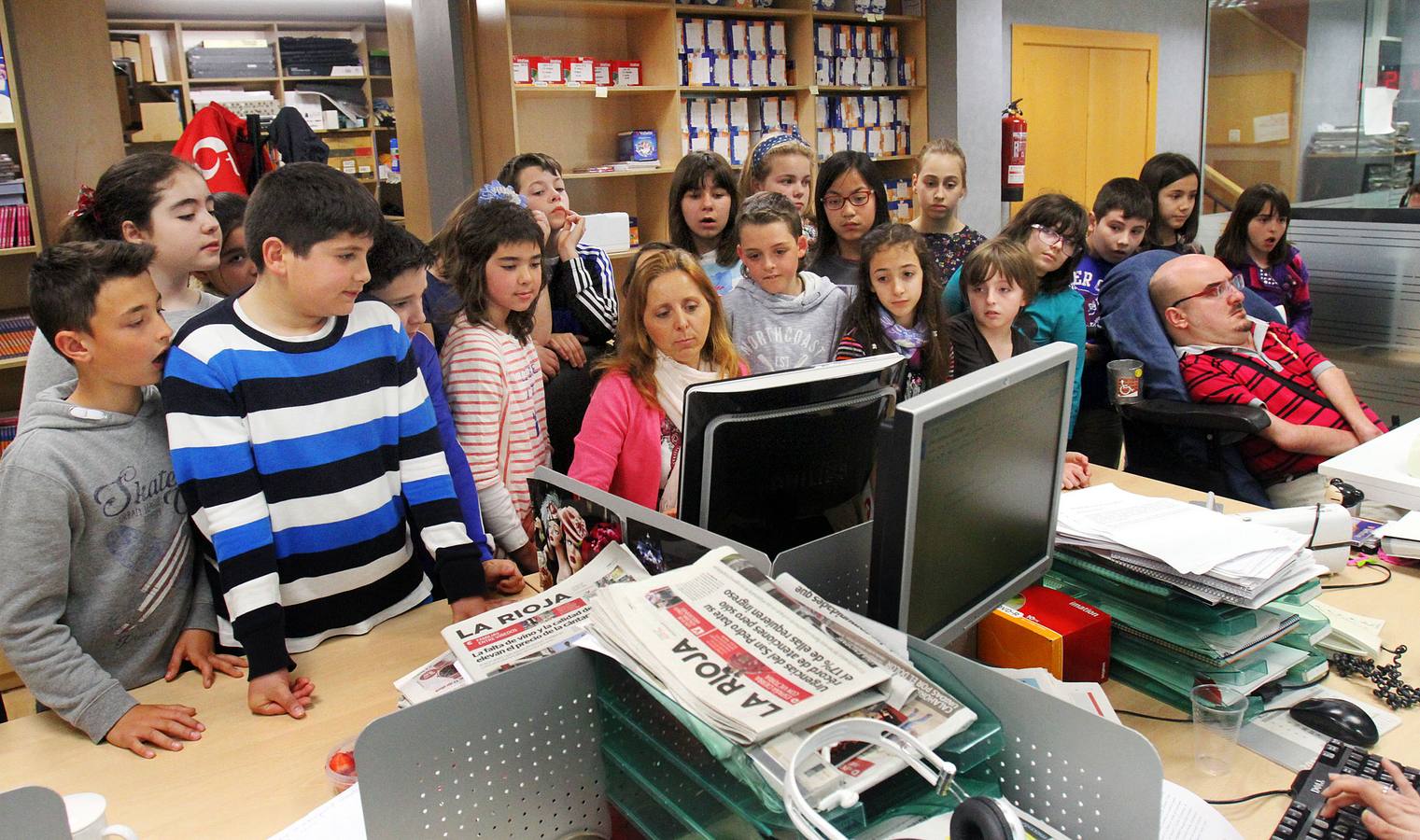 Los alumnos 5º A del Colegio Escolapios han visitado la multimedia de Diario LA RIOJA