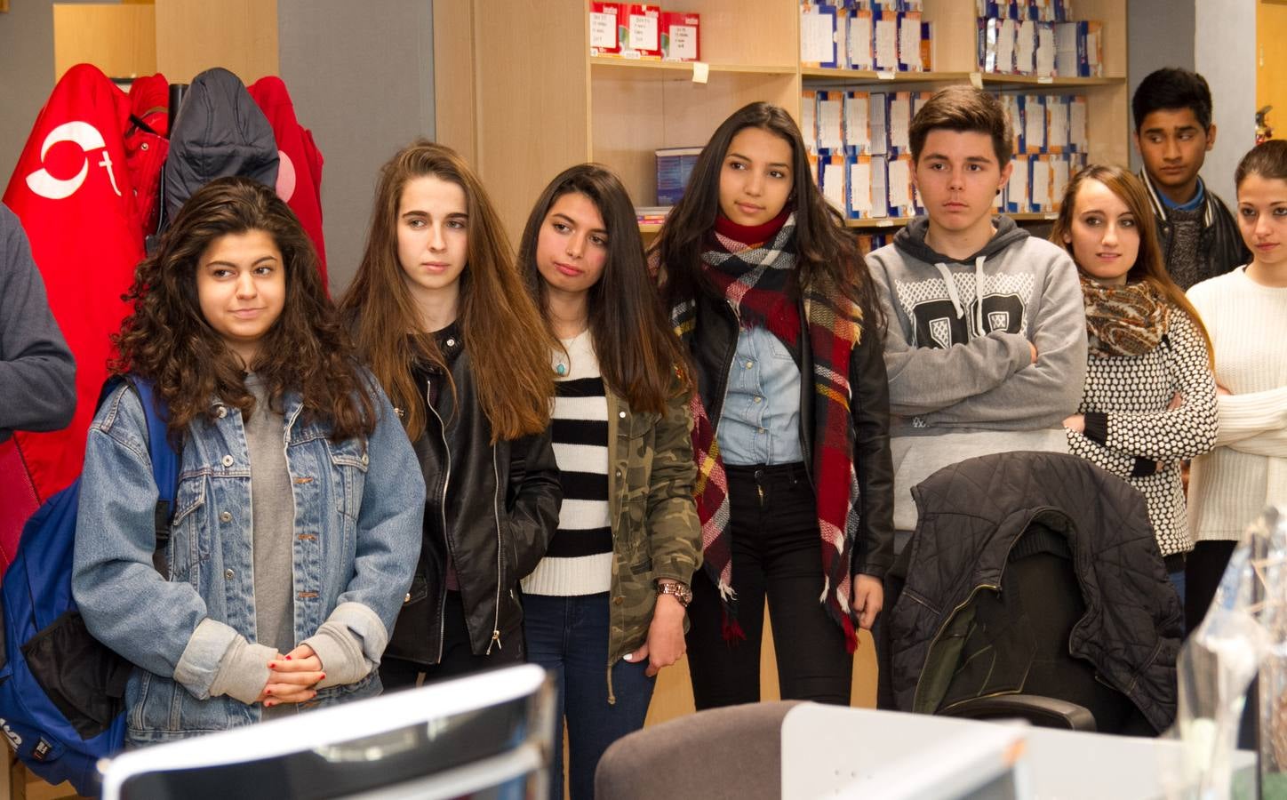 Los alumnos de 4º de la ESO y Gestión Administrativa del IES Comercio visitan la multimedia de Diario LA RIOJA