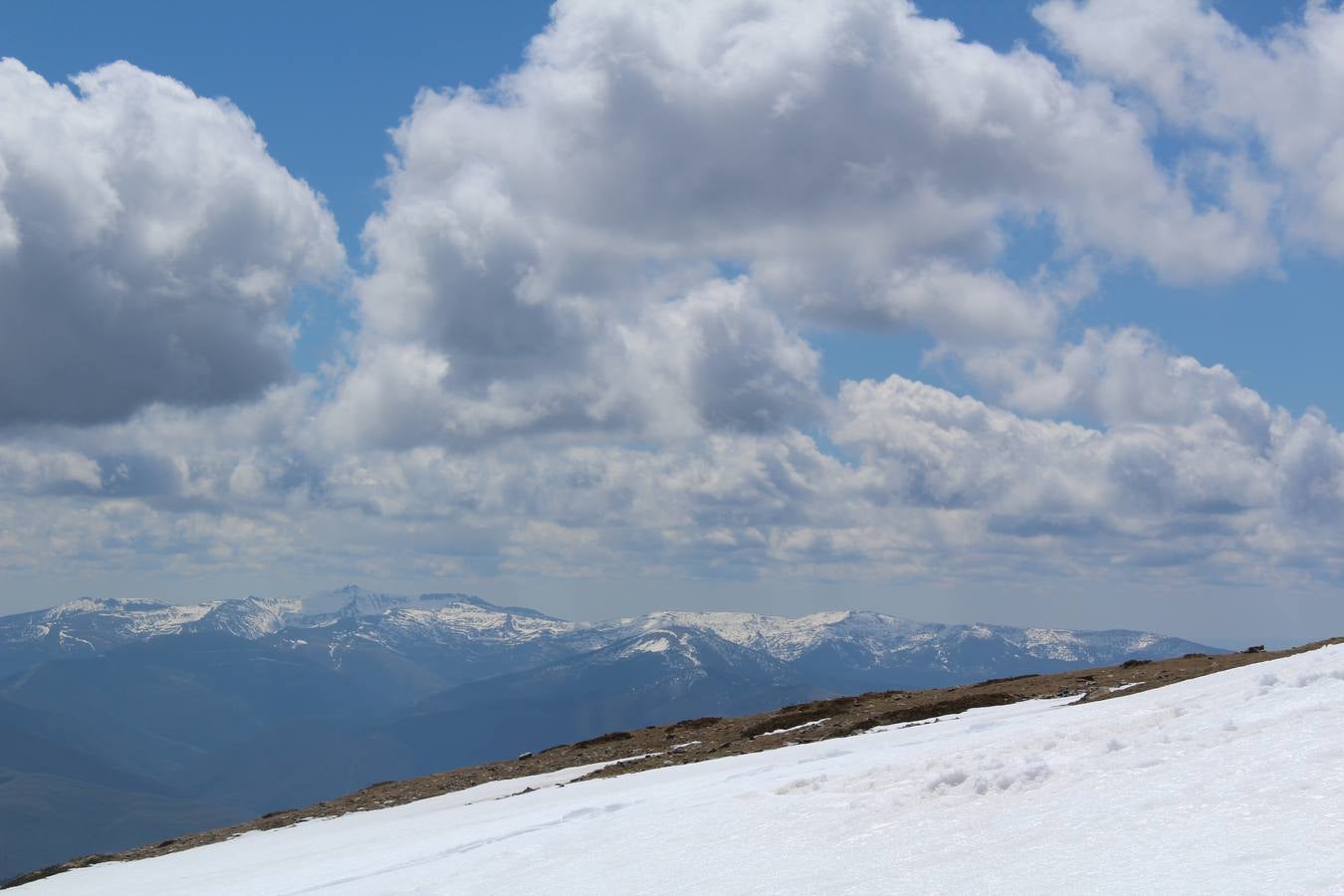 Empieza a retirarse la nieve del San Lorenzo