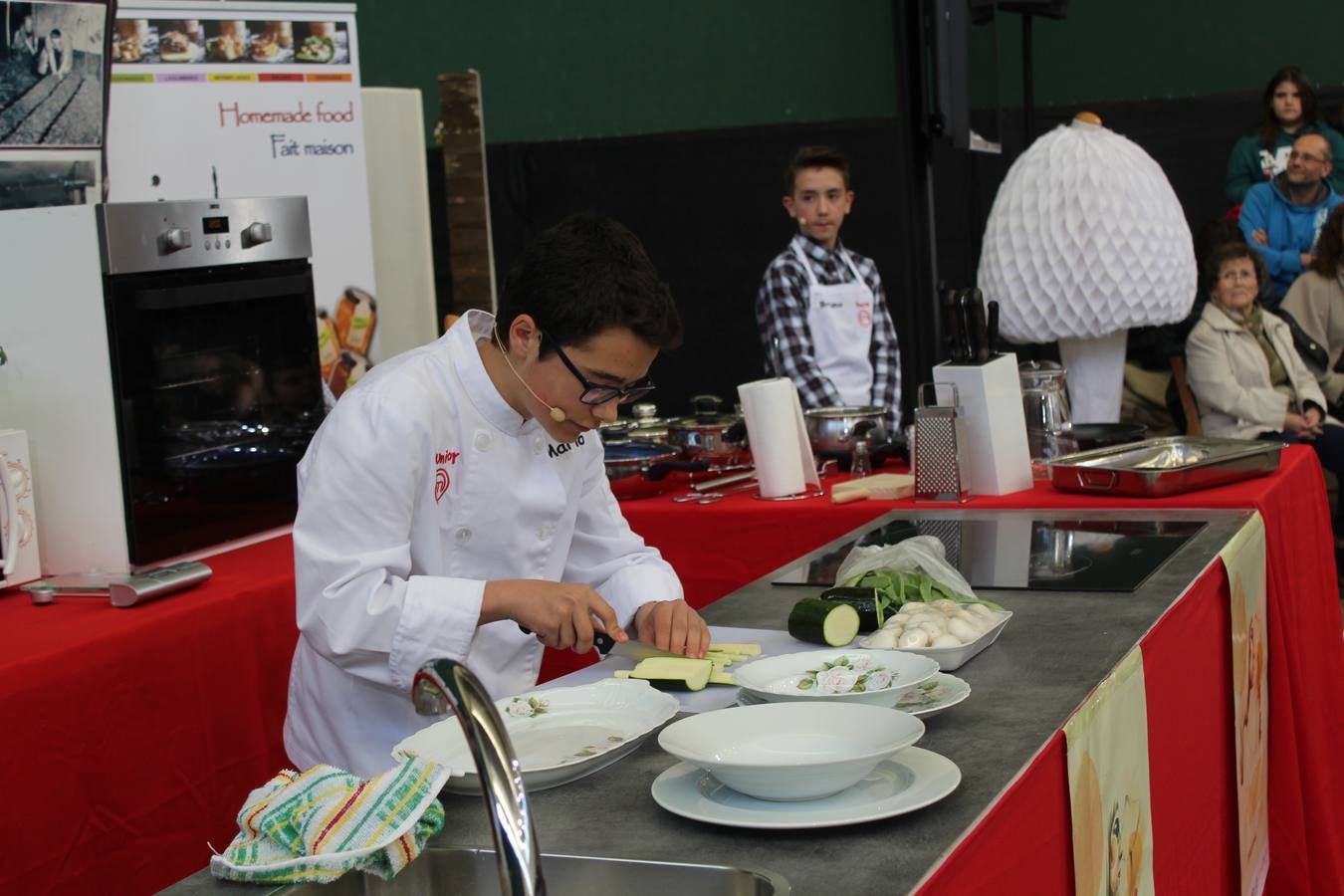 La cocina se convierte en espectáculo en Pradejón